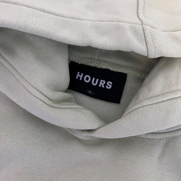 H&M Men’s Hoodie - Picture 2 of 3